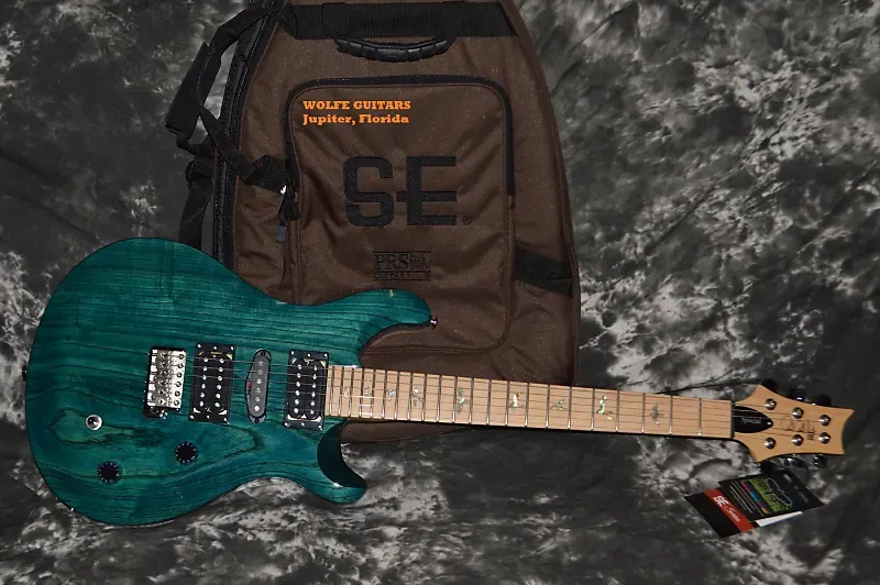 PRS Swamp Ash Special SE 2024 - Iri Blue