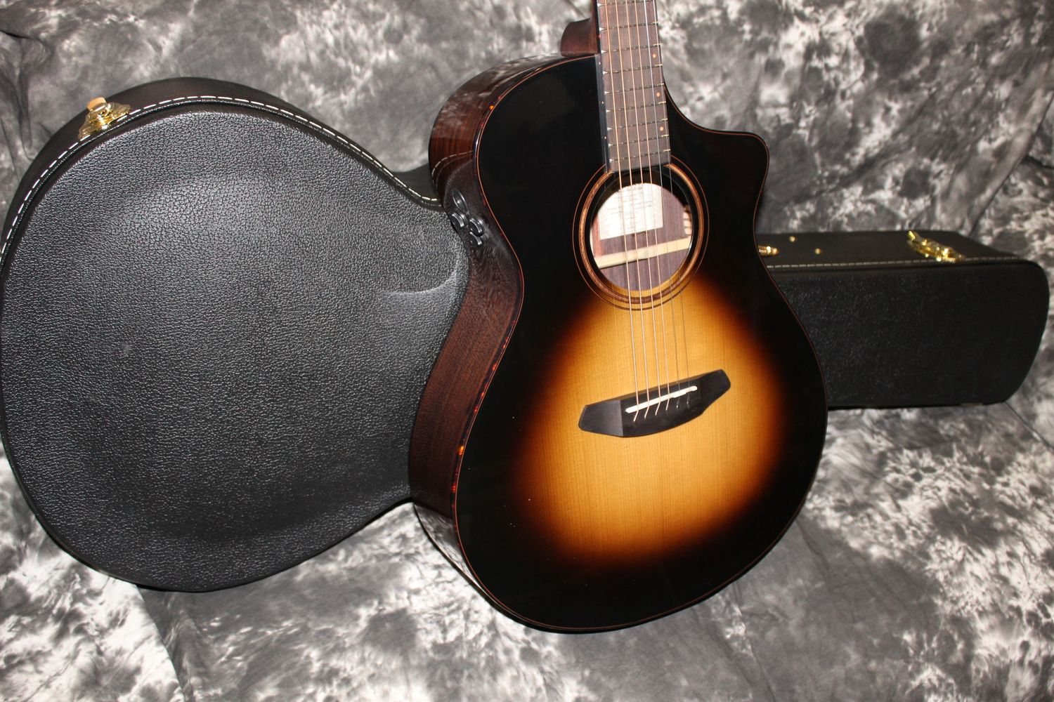Breedlove Performer Pro Concert T CE 2024 - Tobacco Burst