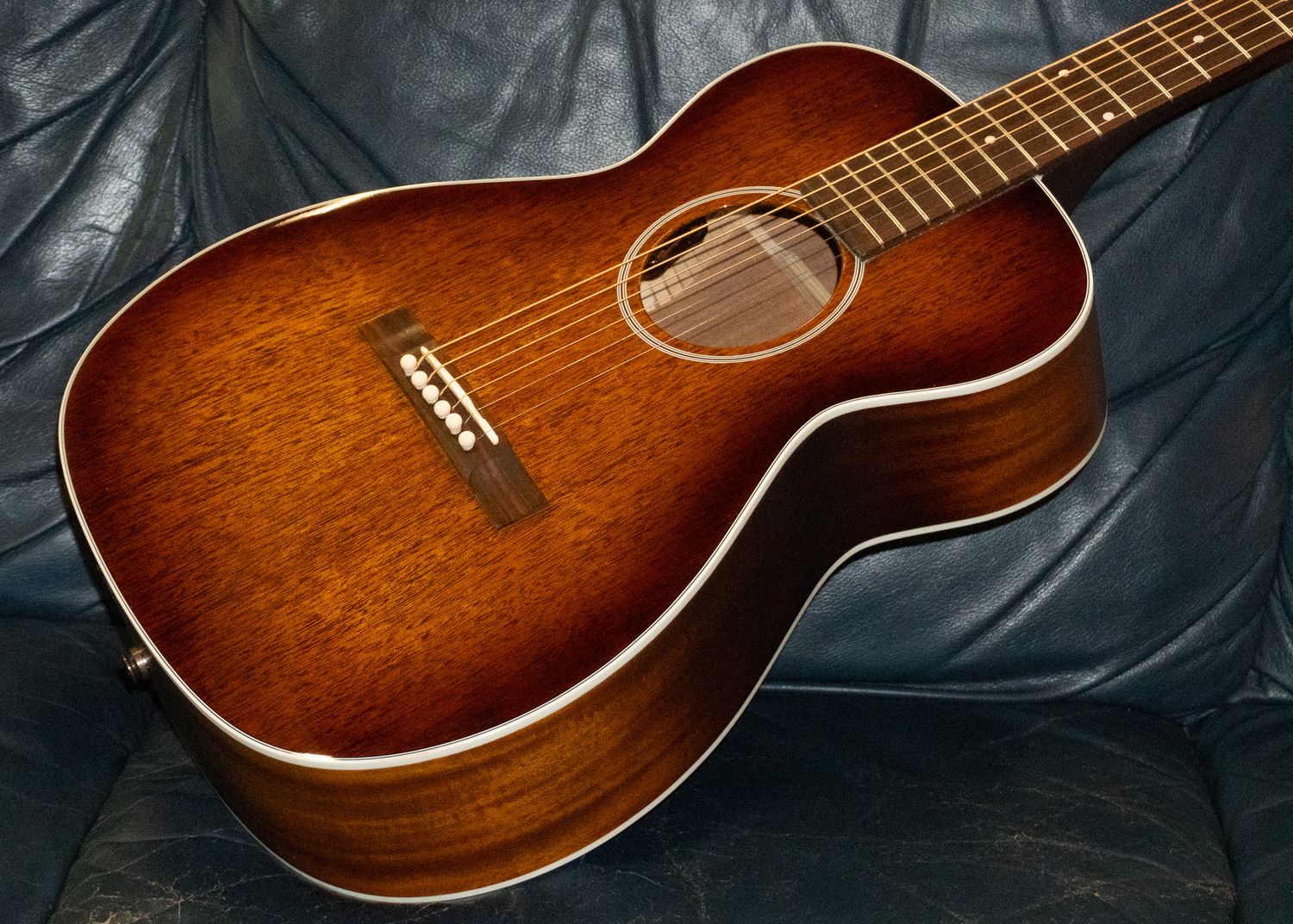 Guild M-125 Mahogany, Electric