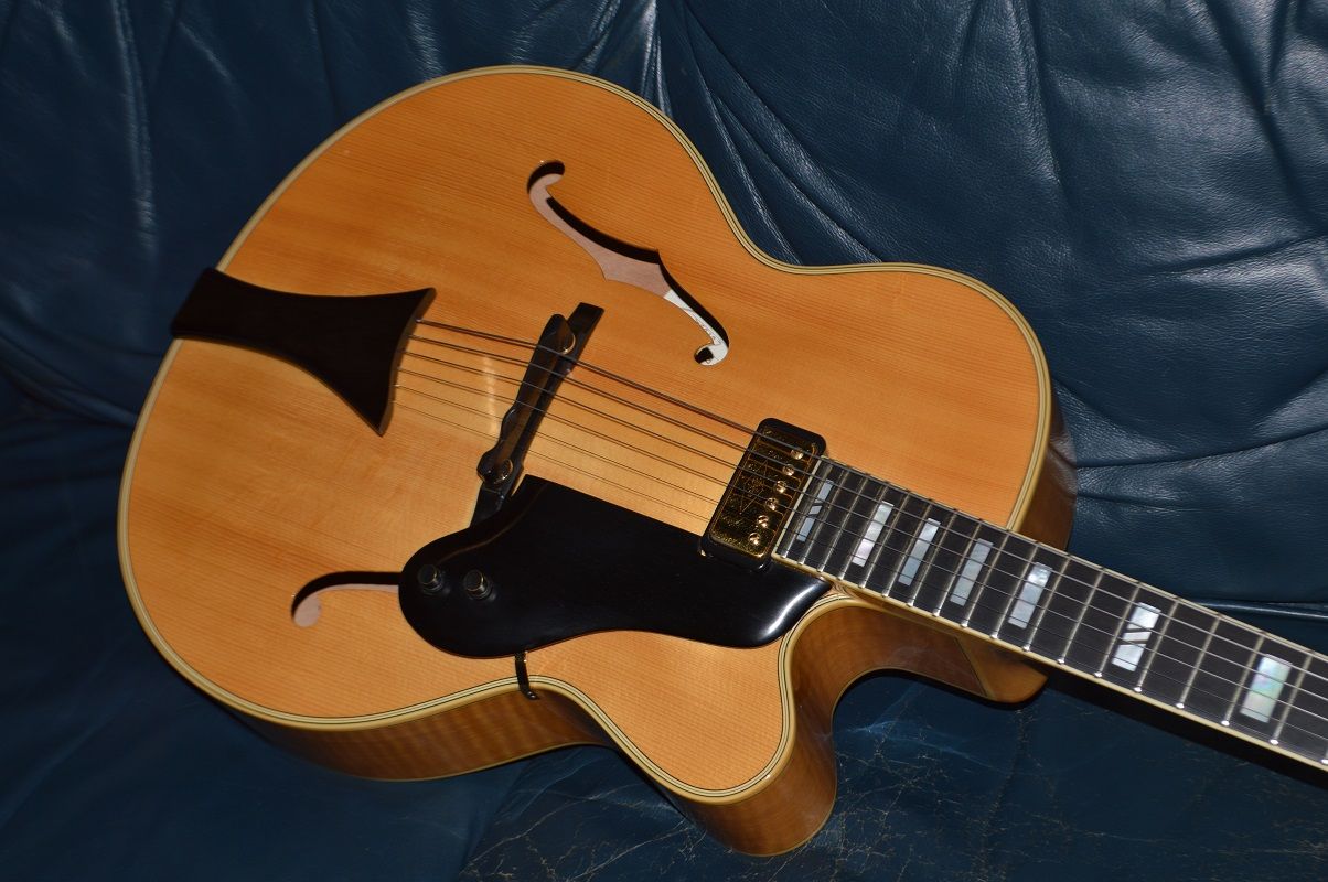 1992 Hofner New President