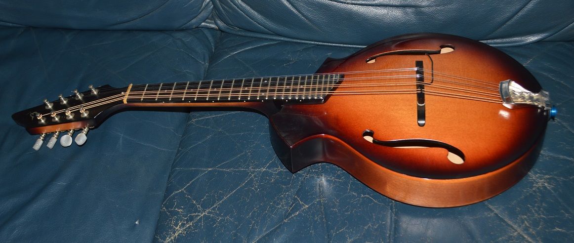 Breedlove Quartz KF Mandolin with pickup