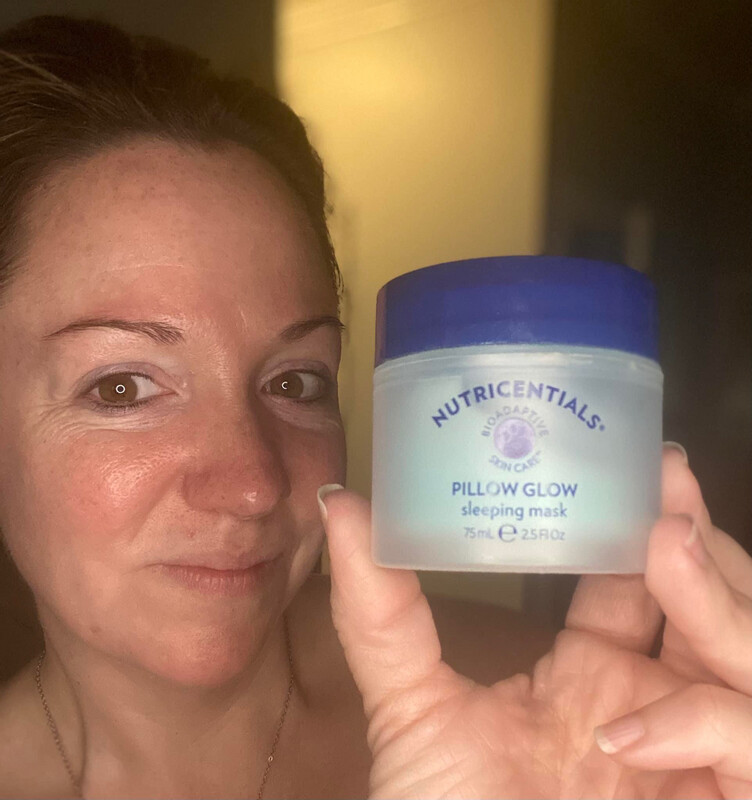 Pillow Glow Mask/Moisturizer