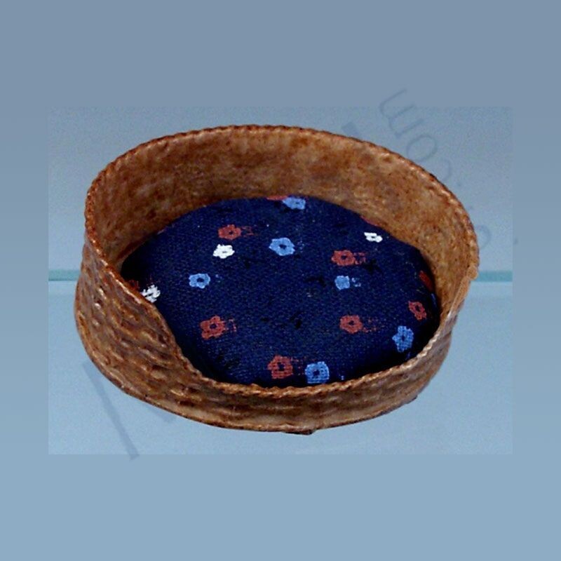 HundeKorb, blau/rote Matratze