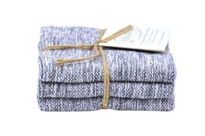 3 Stück gestrickte Wischtücher in Weiss/Grau Mix. 3 Stück gestrickte Wischtücher in Weiss/Grau Mix.