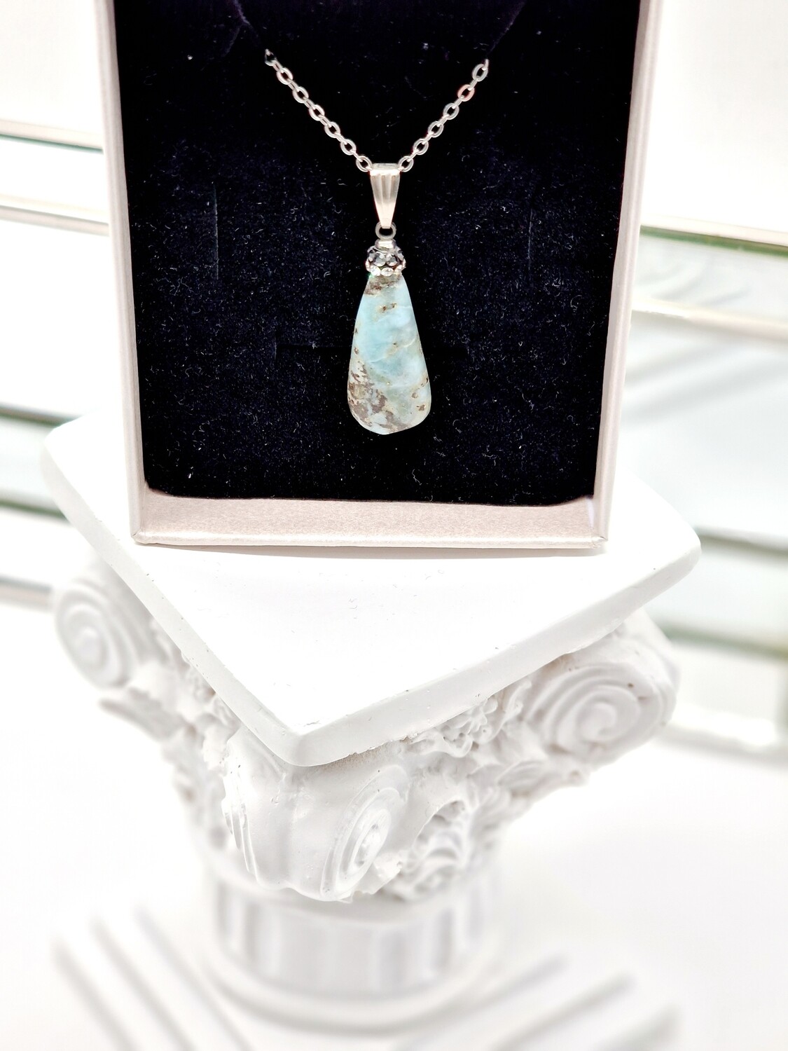 LARIMAR Anhänger mit Zirkonia-Steinen