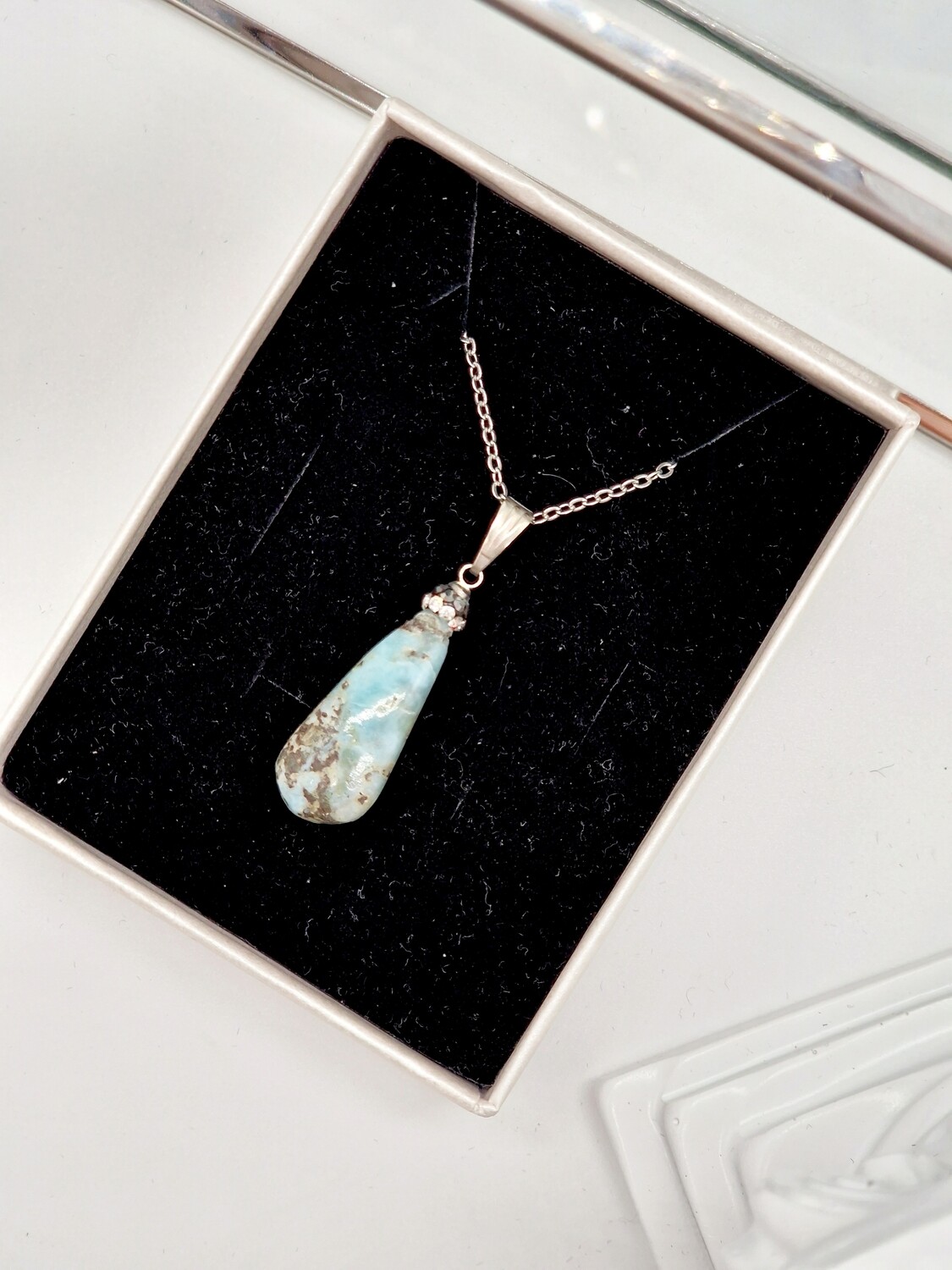 LARIMAR Anhänger mit Zirkonia-Steinen