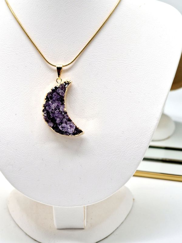 AMETHYST ANGEL Moon Druzy Pendant Gold