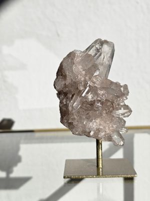 BERGKRISTALL mit Gold Ständer Nr. 1