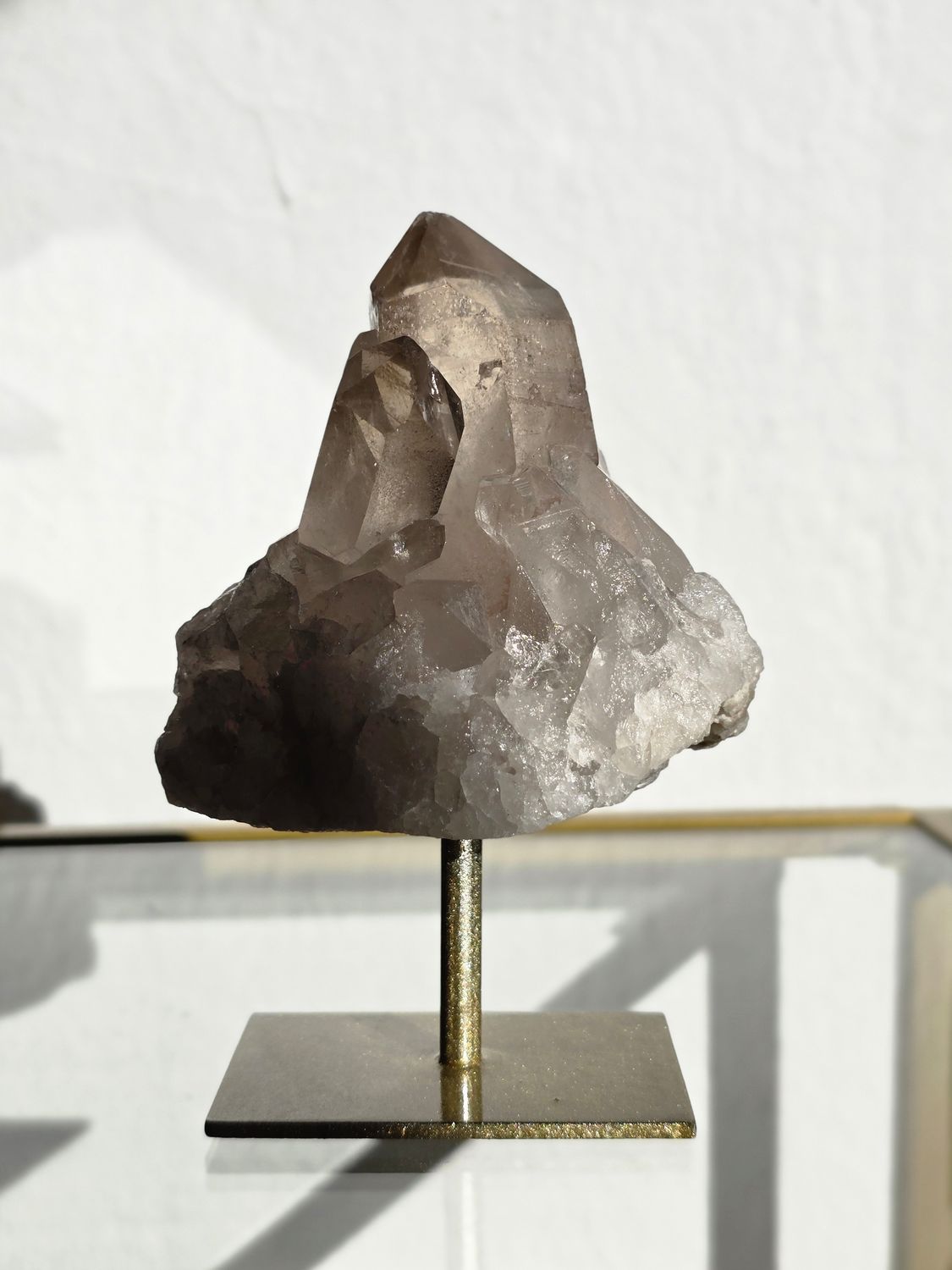 BERGKRISTALL mit Gold Ständer Nr. 2