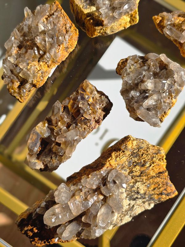 RAUCHQUARZ Unikate mit Mica