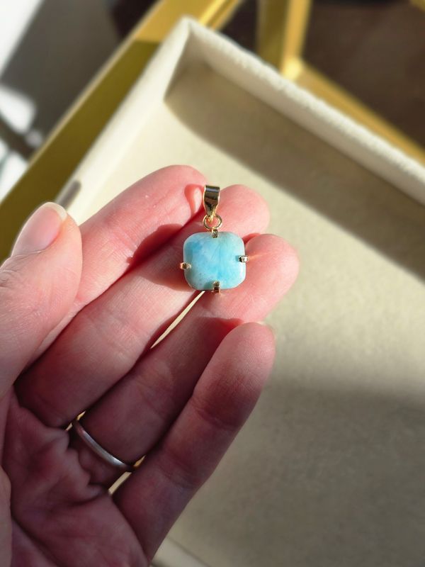 LARIMAR Anhänger Quadrat Gold