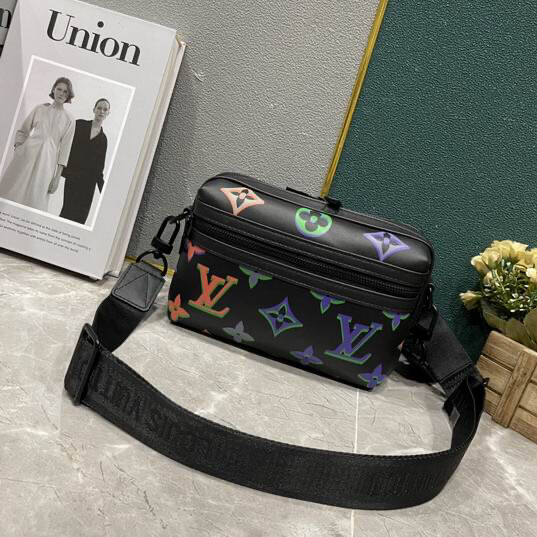 Sacoche louis Vuitton