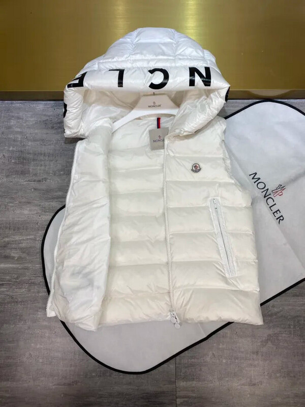 Smanicato Moncler
