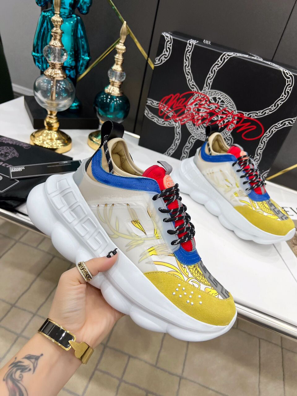Versace Chain Reaction