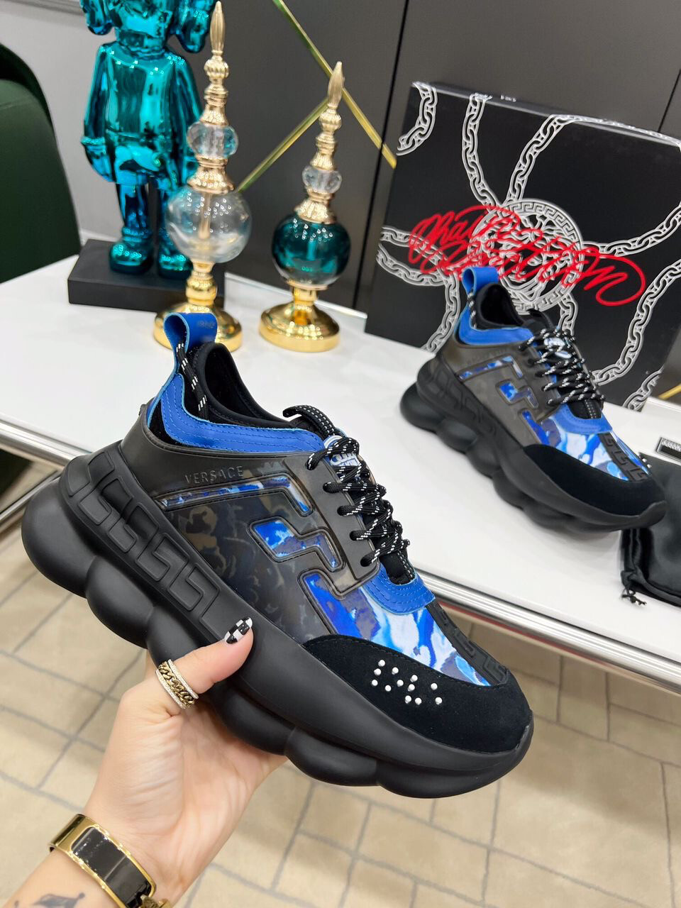 Versace Chain Reaction