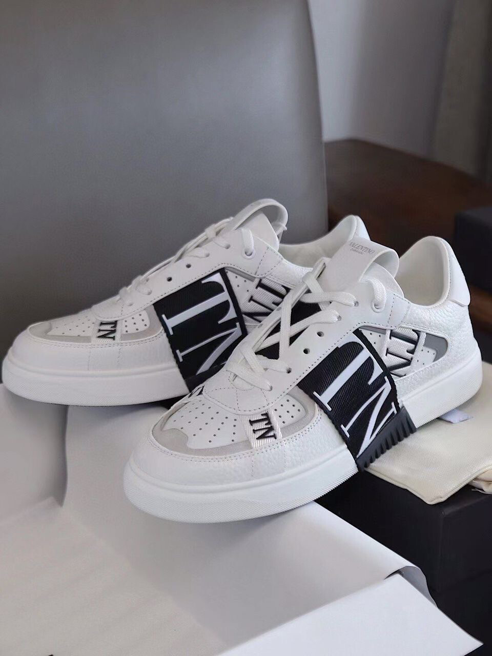 VALENTINO GARAVANI SNEAKERS &#39;VL7N&#39;