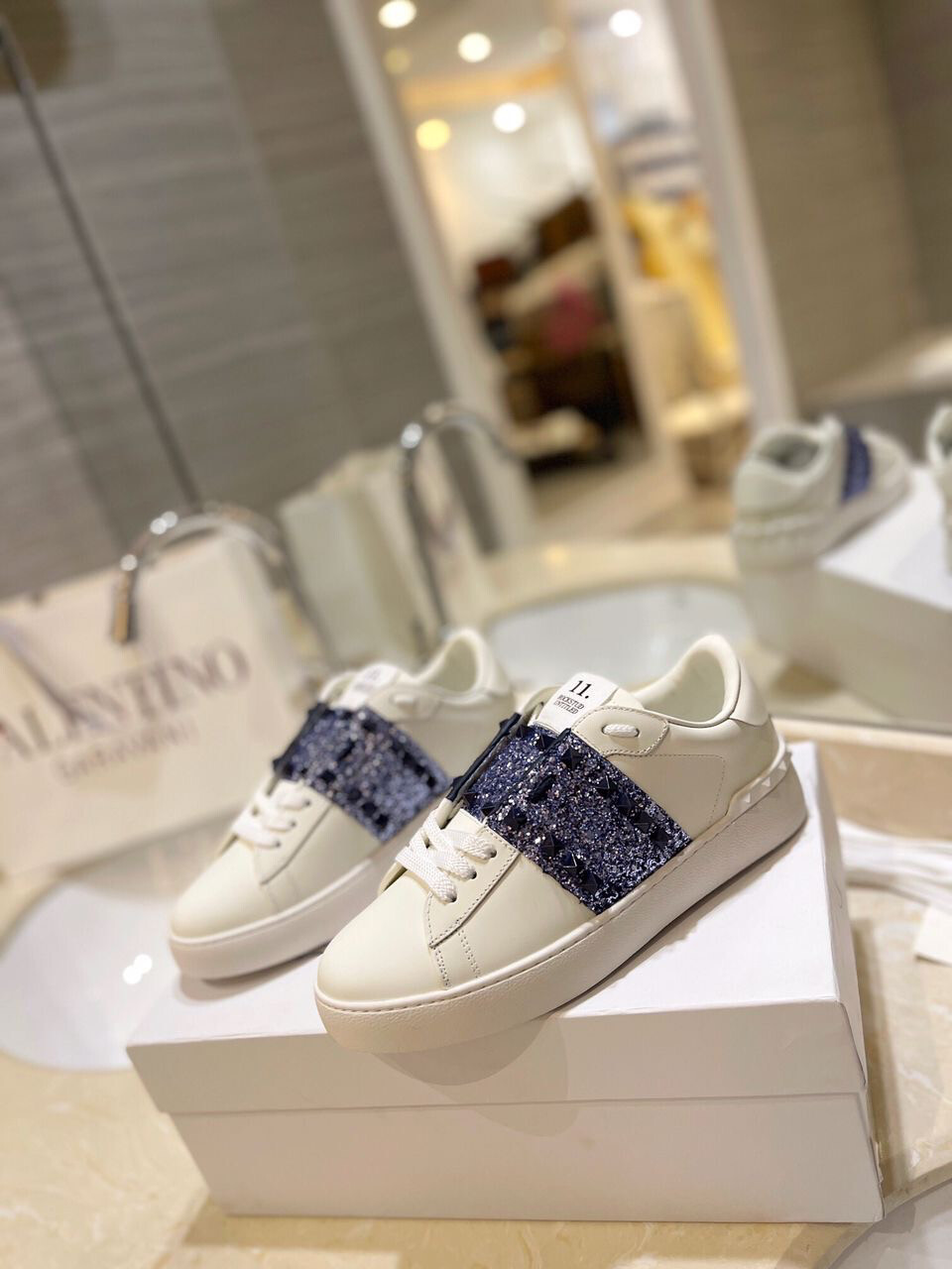 VALENTINO GARAVANI SNEAKERS ROCKSTUD
