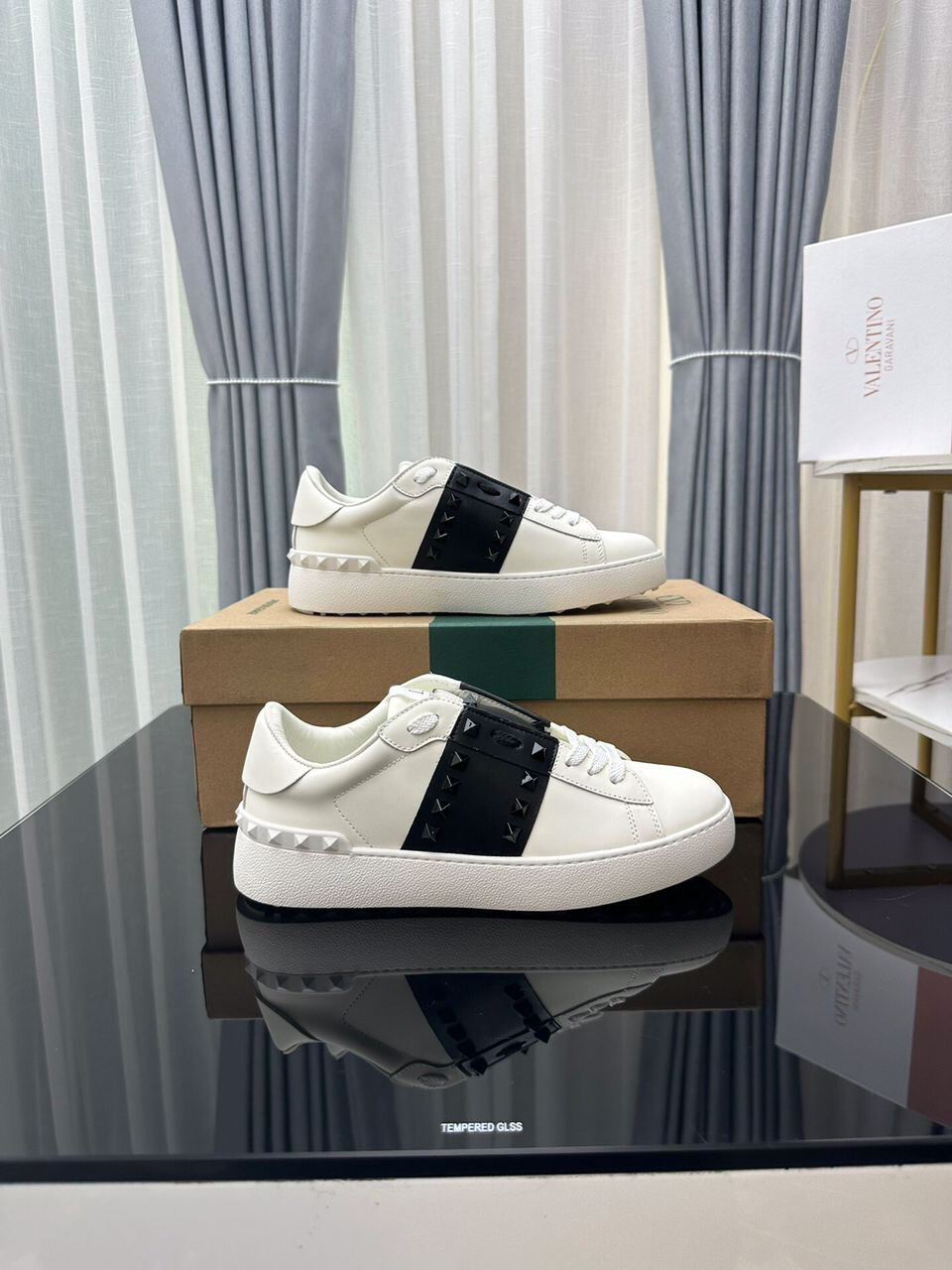 VALENTINO GARAVANI SNEAKERS ROCKSTUD