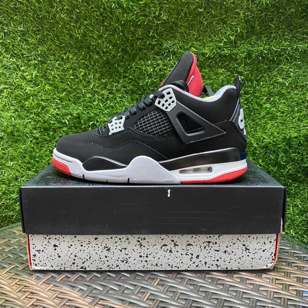Air Jordan 4 Retro Bred