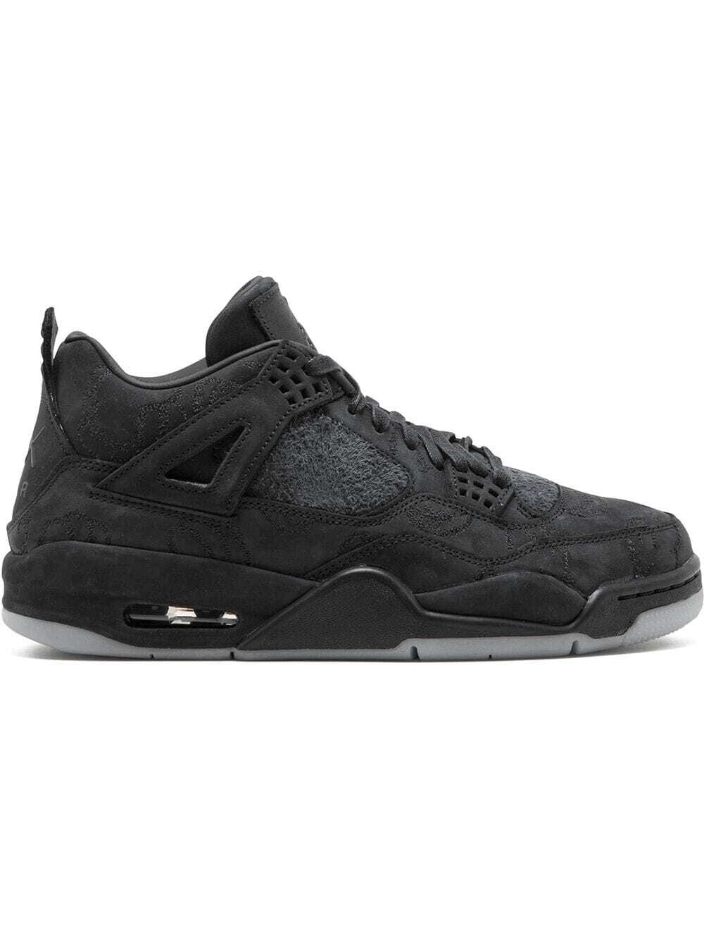 Air Jordan 4 Retro KAWS