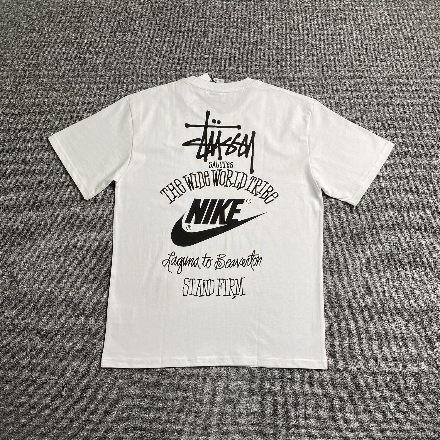 T-Shirt STUSSY