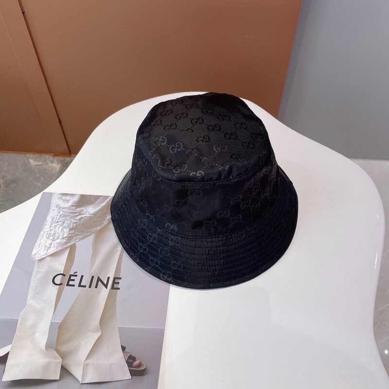 Gucci bucket hat