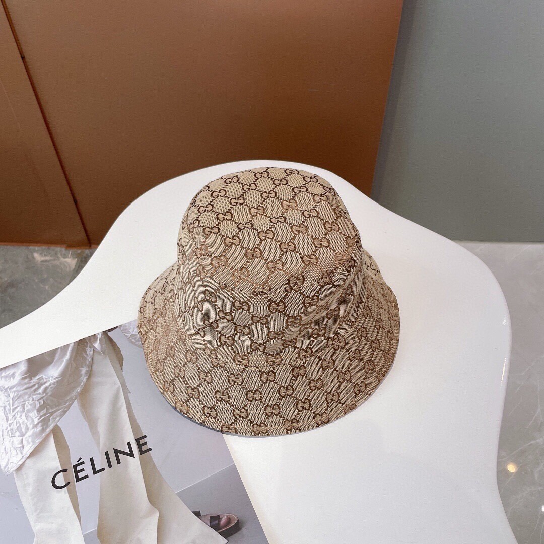 Gucci bucket hat