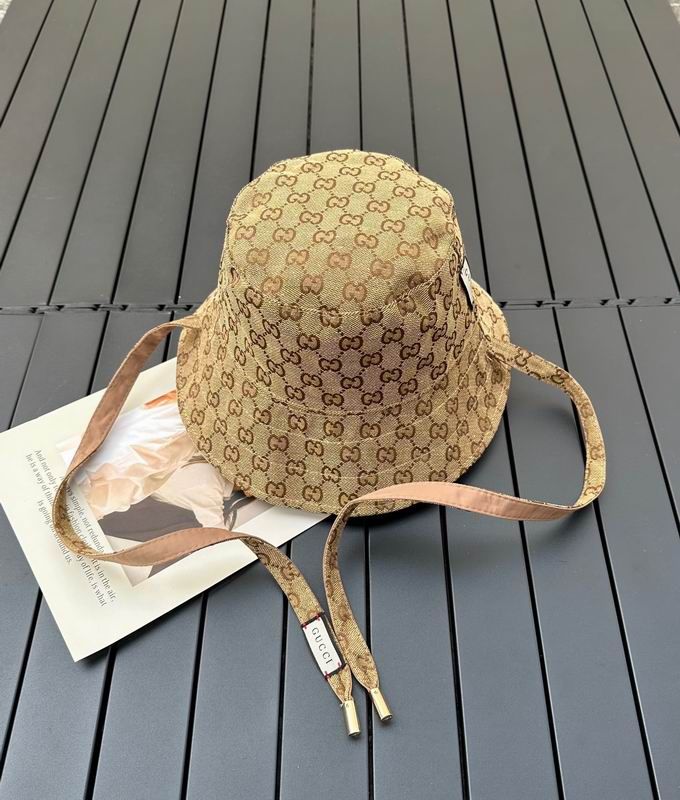 Gucci bucket hat 