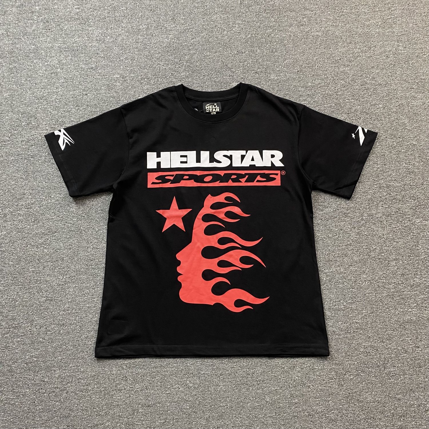 T-shirt Hellstar