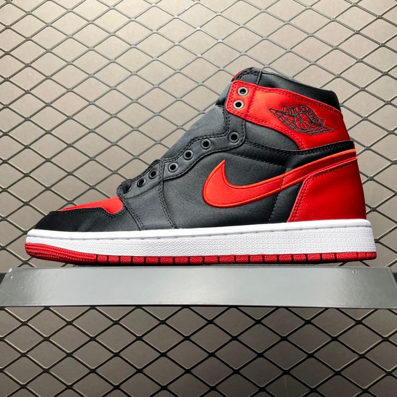 Jordan 1 Satin Bred