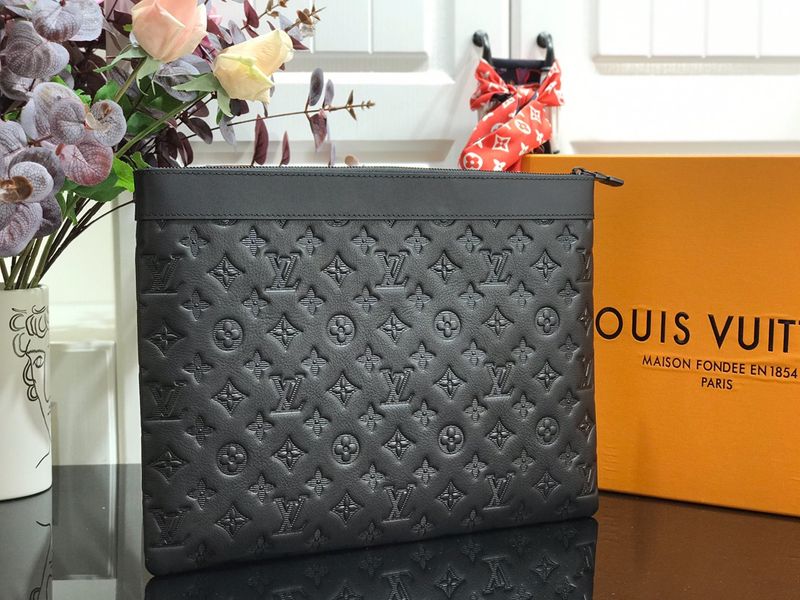Pochette Louis Vuitton