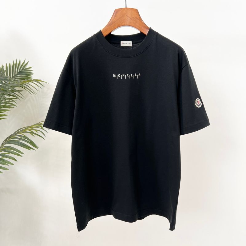 Moncler t-shirt