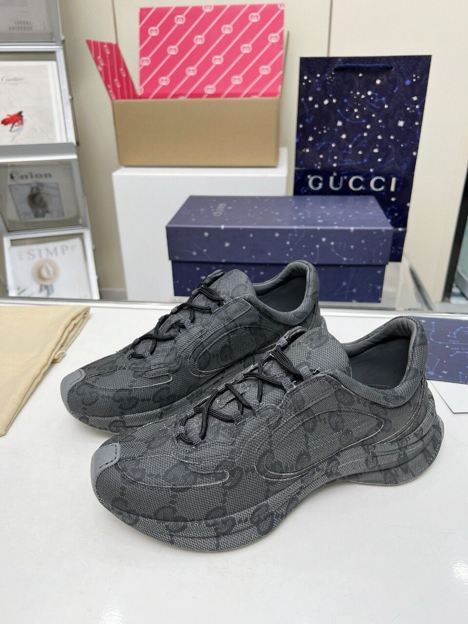 SNEAKERS RUN ULTRALIGHT GUCCI