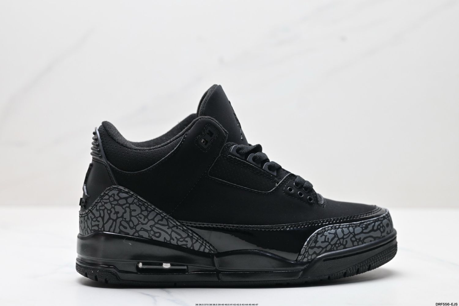 Sneakers Air Jordan 3 black cat