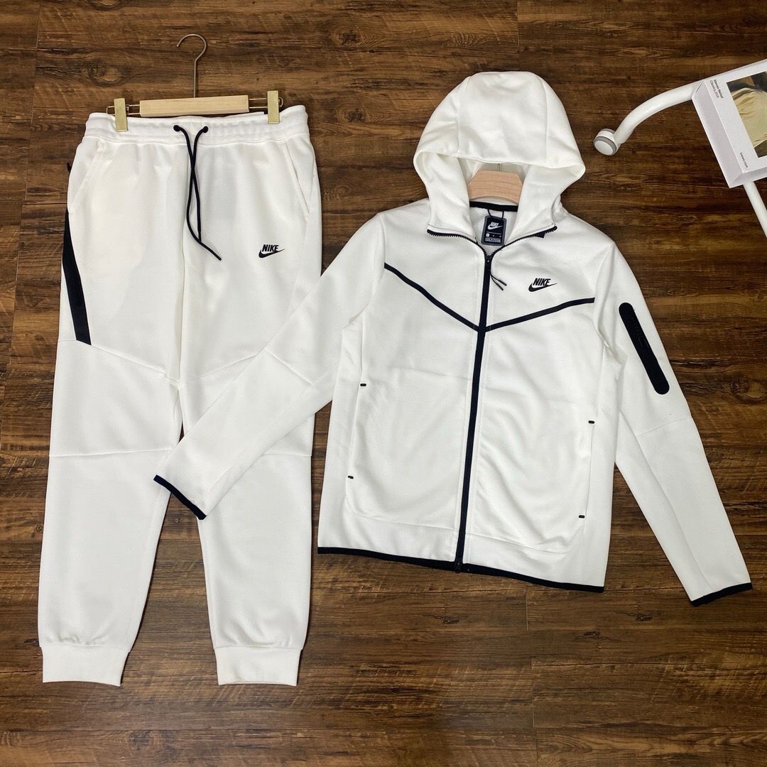 Tuta Nike Sportswear Tech Fleece 
