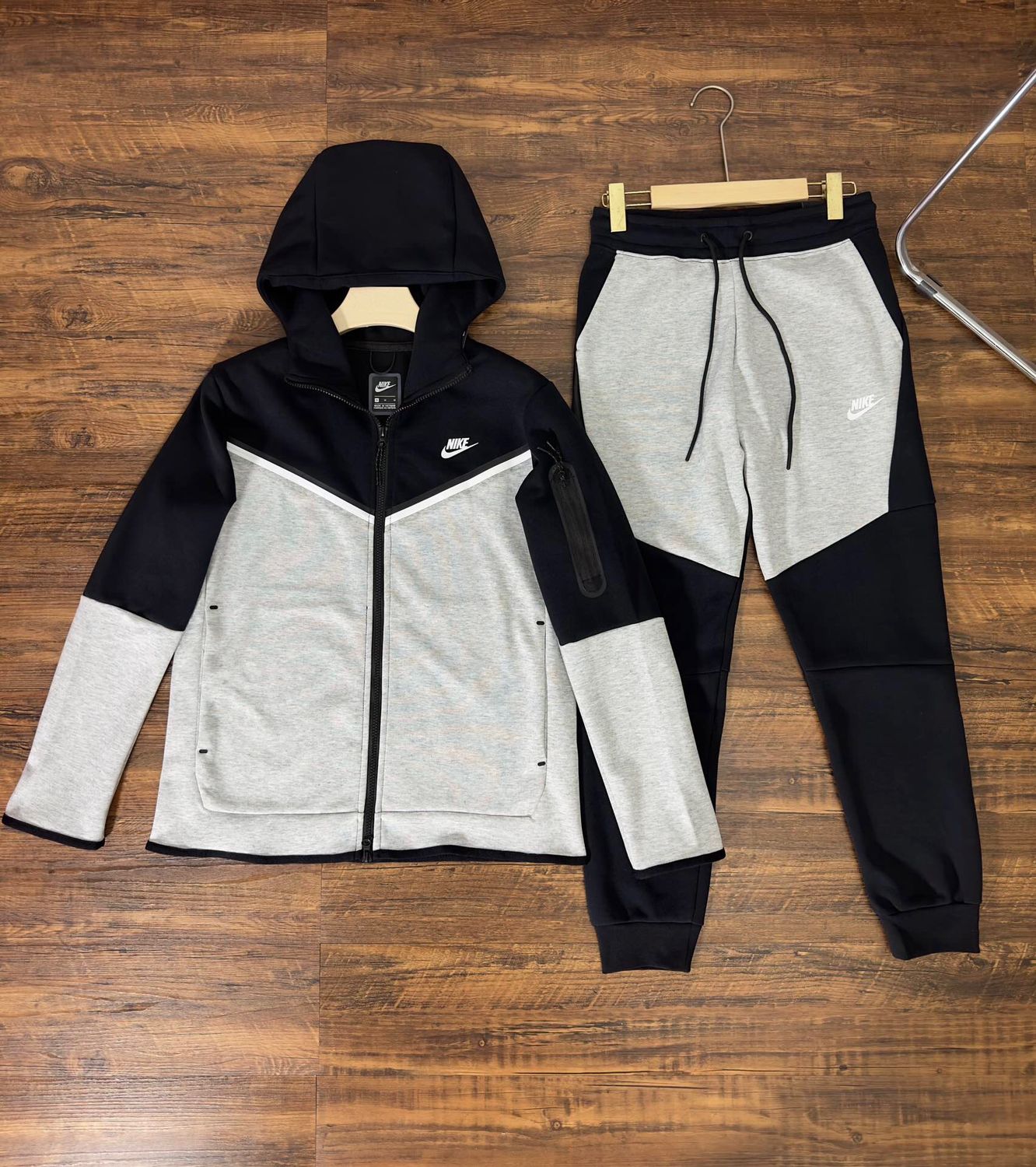 Tuta Nike Sportswear Tech Fleece