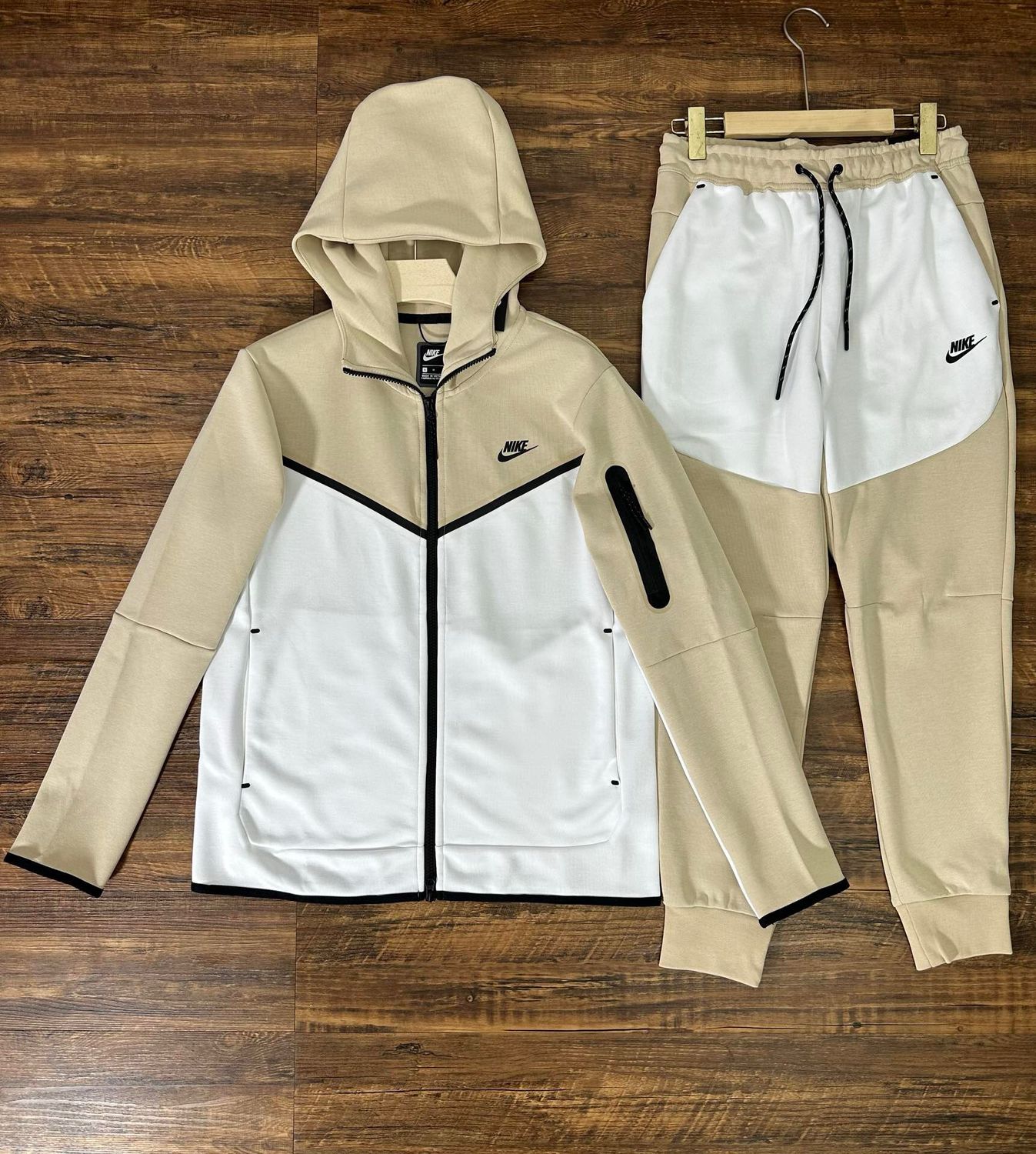 Tuta Nike Sportswear Tech Fleece