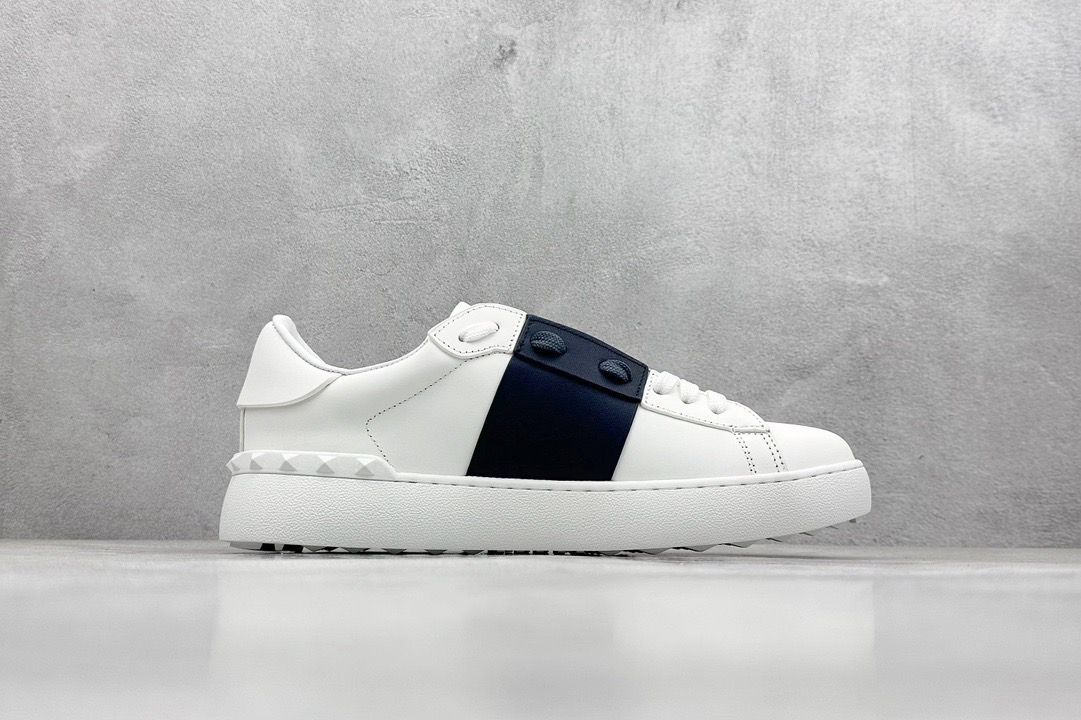 VALENTINO GARAVANI SNEAKERS 