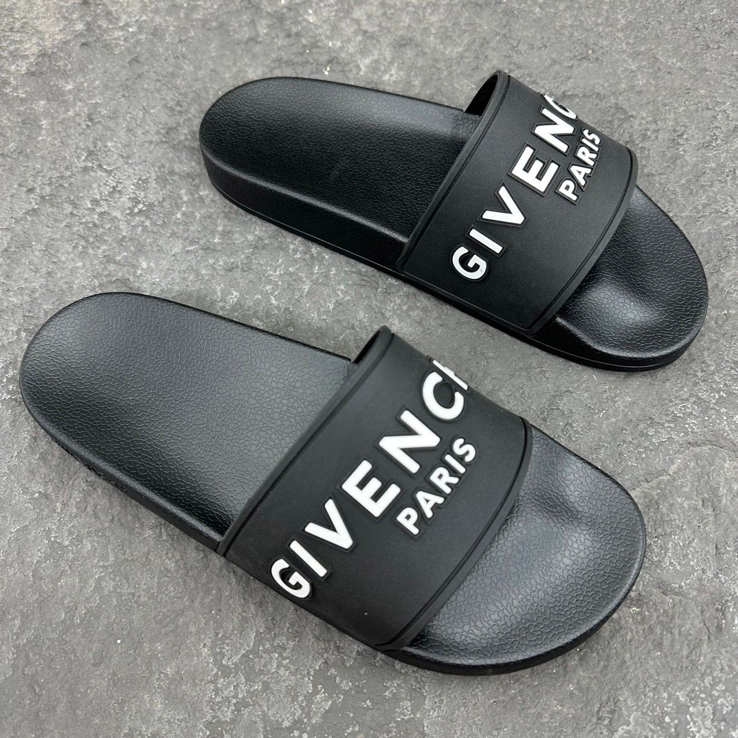 Slippers Givenchy