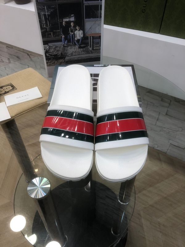 Slippers Gucci