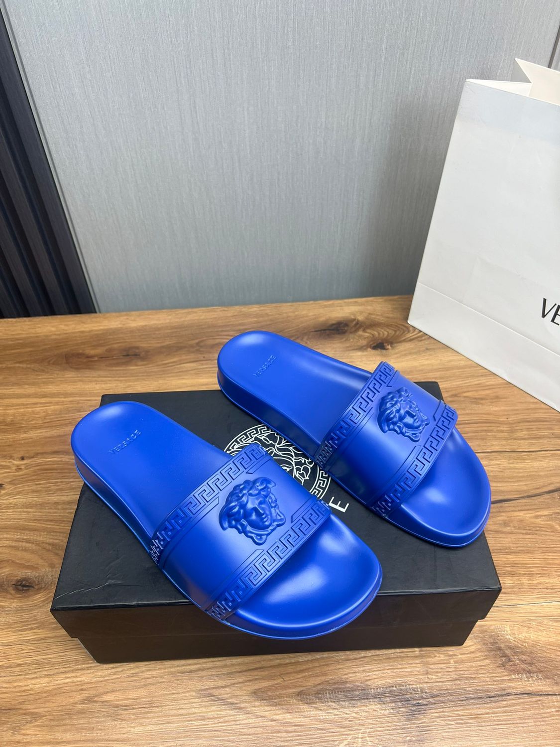 Slippers Versace