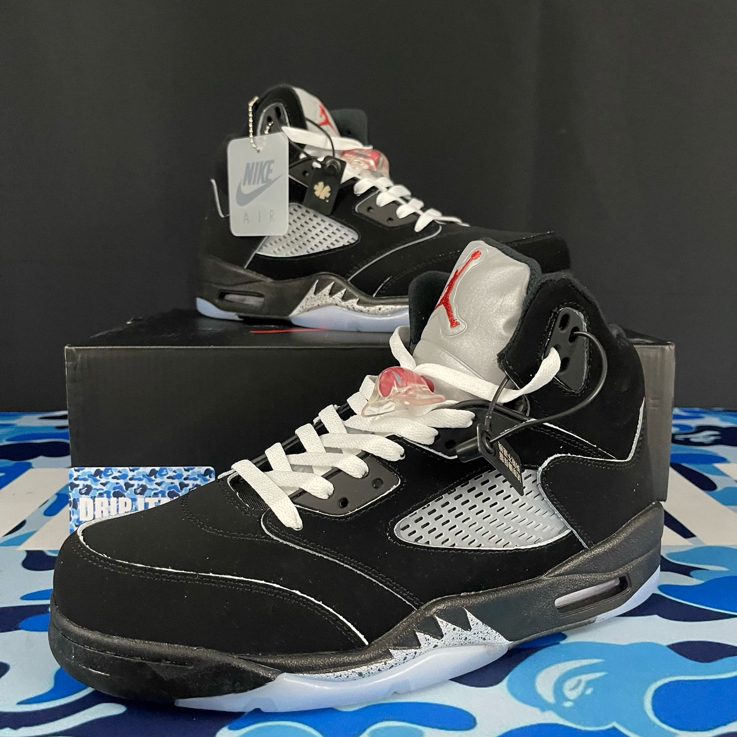 Jordan 4 University Blue 