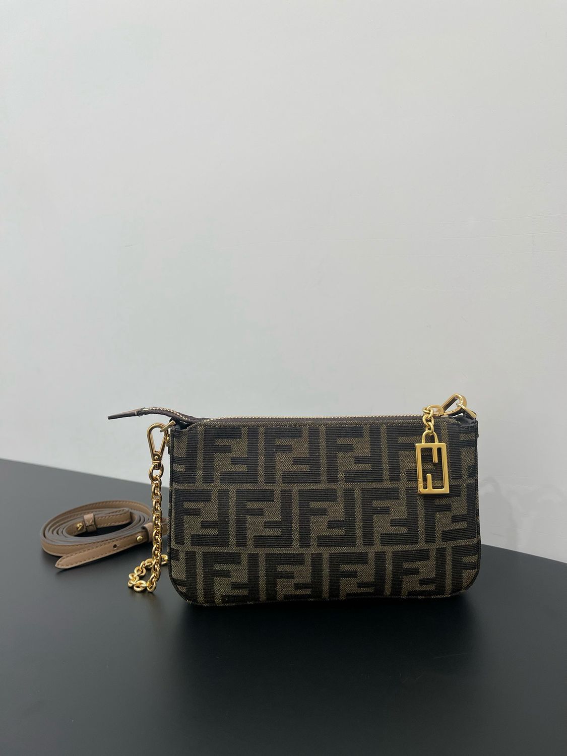 Borsa Fendi Pouch