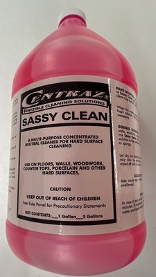 SASSY CLEAN / CASE