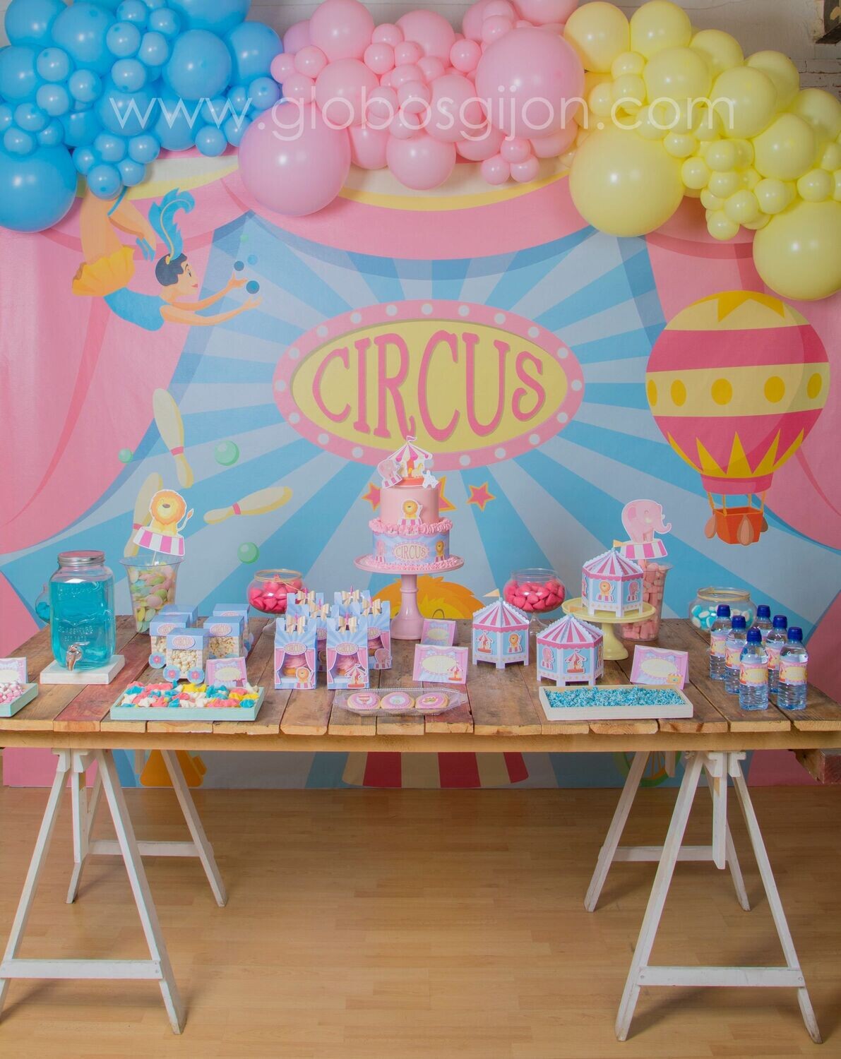 Guirnalda Circus