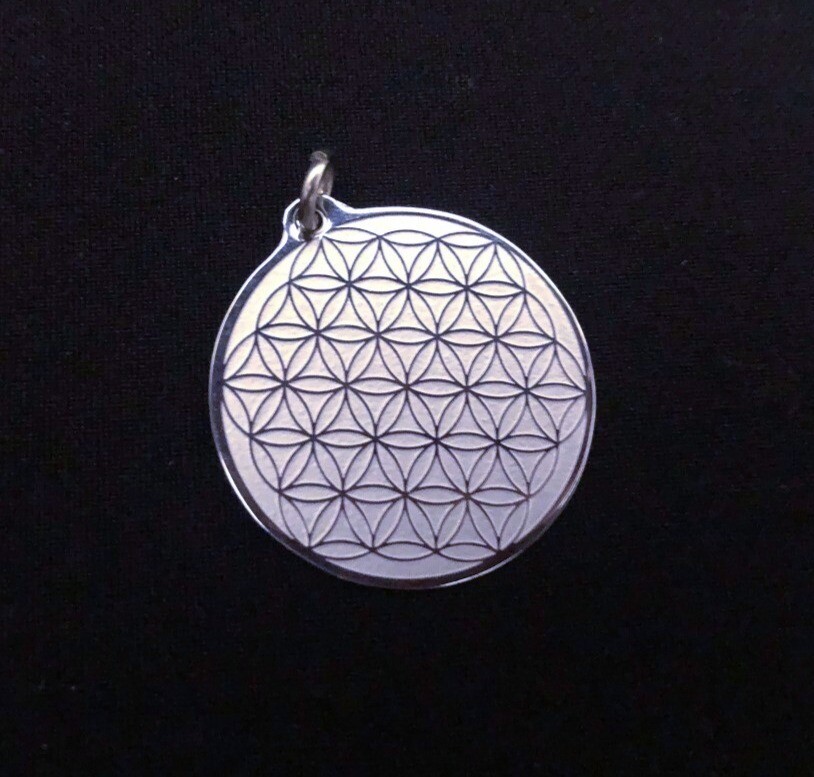 Dije Flor de la vida