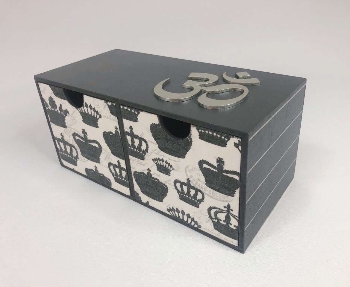 Cajonera doble gris con coronas