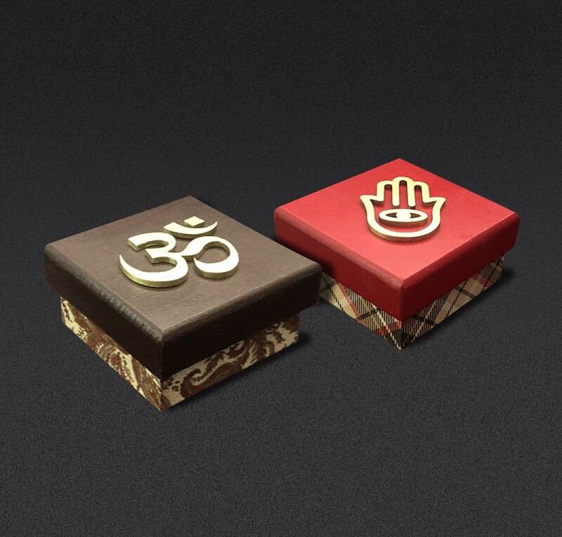 Cajas joyero café y roja