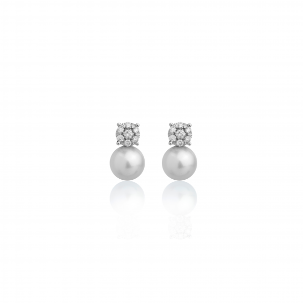 Boucles D’Oreilles En Or Blanc Ornées De Perles De Culture Avec Des Bouche-Trous Sertis De Diamants