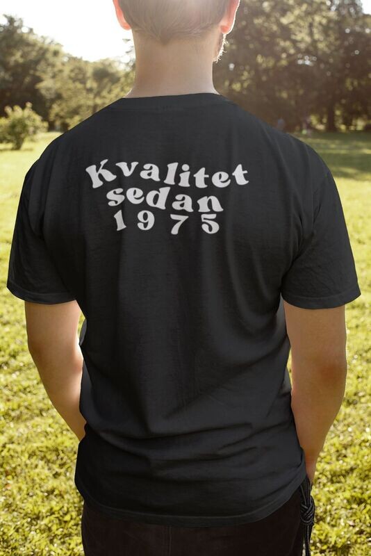 Sibbo gymnasium T shirt, för studerande, tidigare elever och personalen på sibbo gymnasium. Leverans till Sibbo gymnasium för nuvarande elever.OBS 6,90€ rabatt för studerande